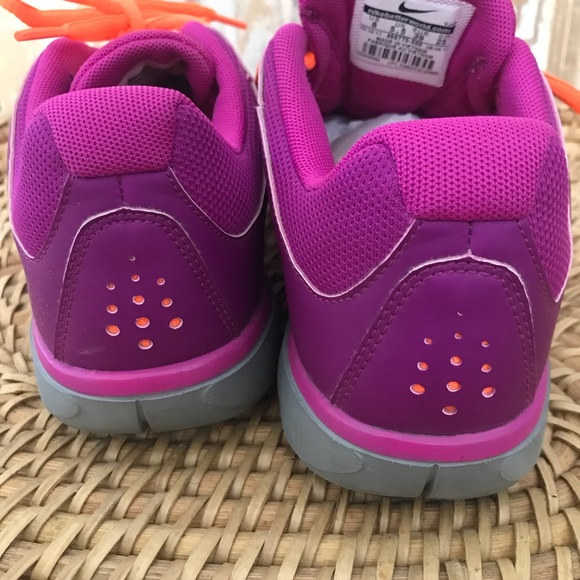 Nike Move Fit Flex tennis shoes size 8 - Picture 5 of 6